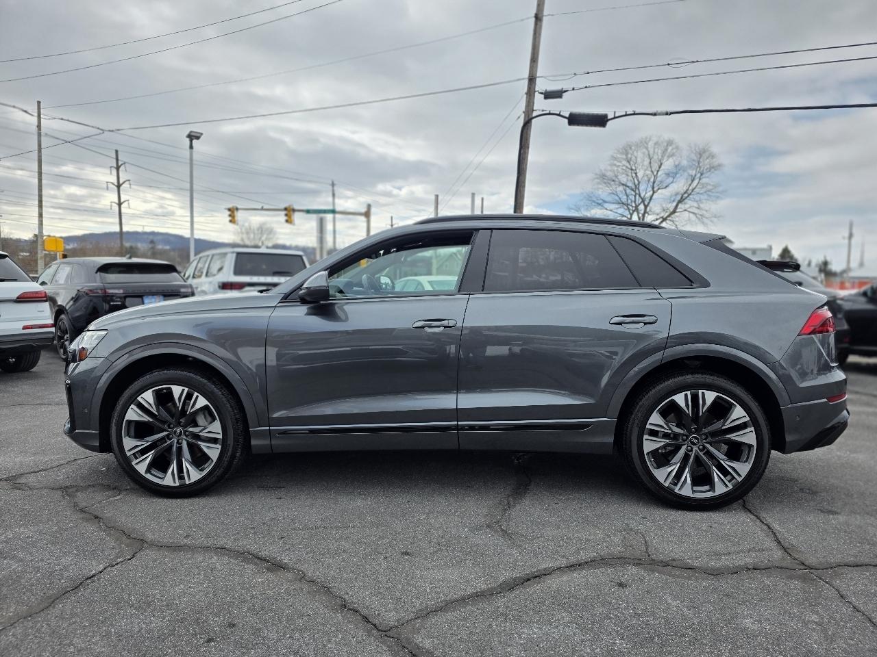 Audi Q8  2024
