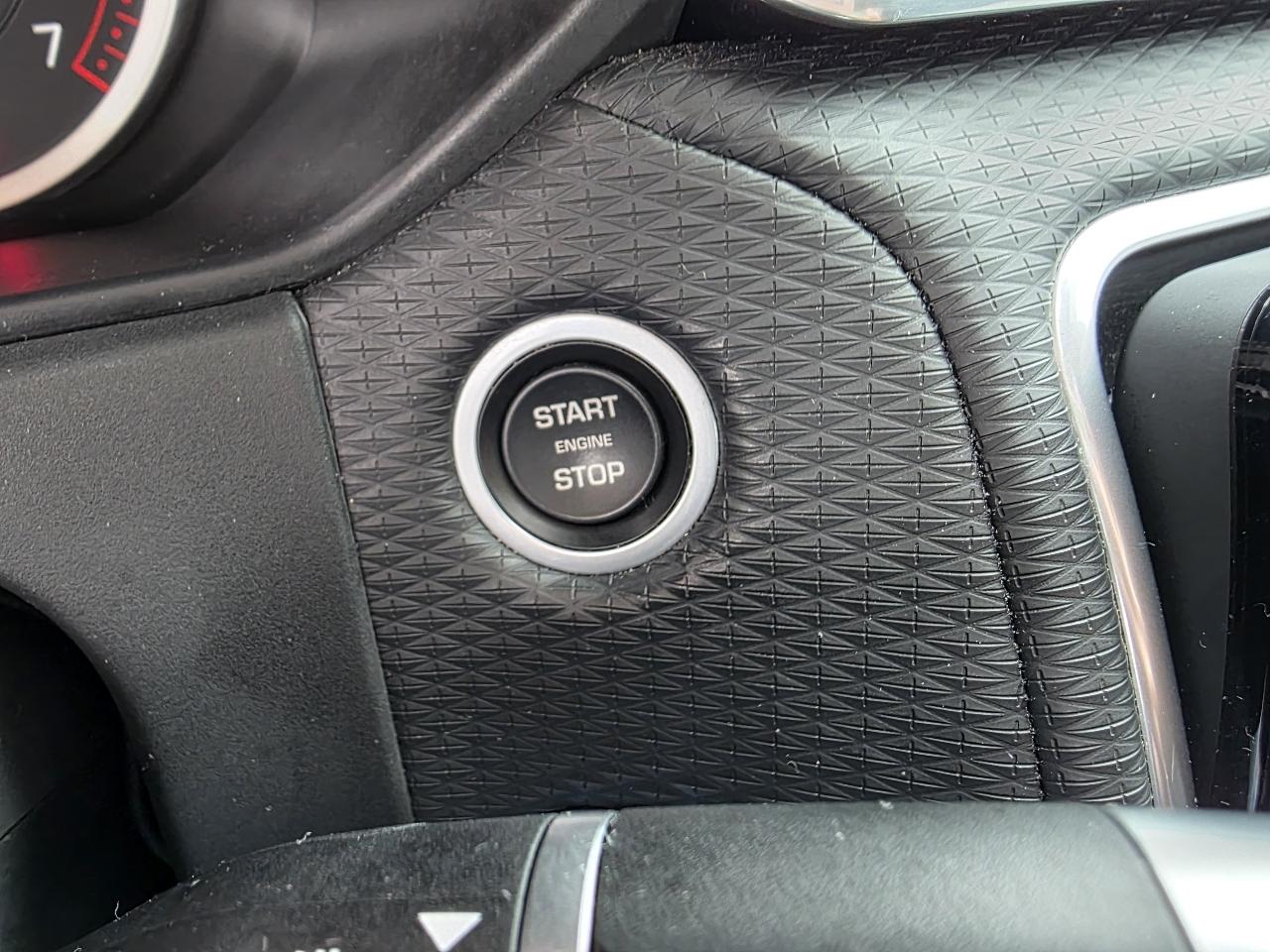 Land Rover Range Rover Velar  2022