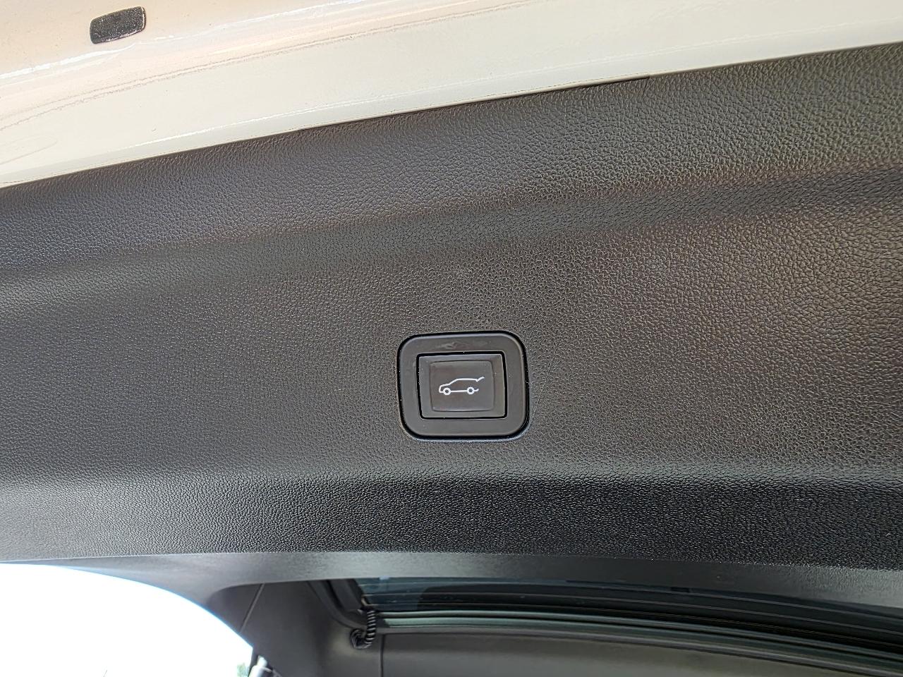 Chevrolet Tahoe  2025