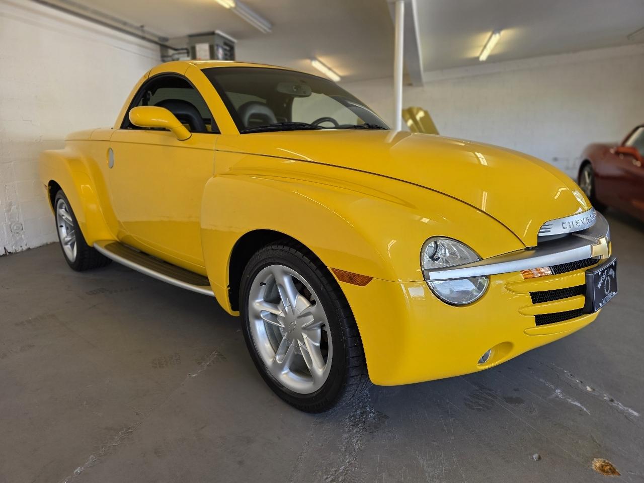 2003 Chevrolet SSR EXT (1/2 Ton)