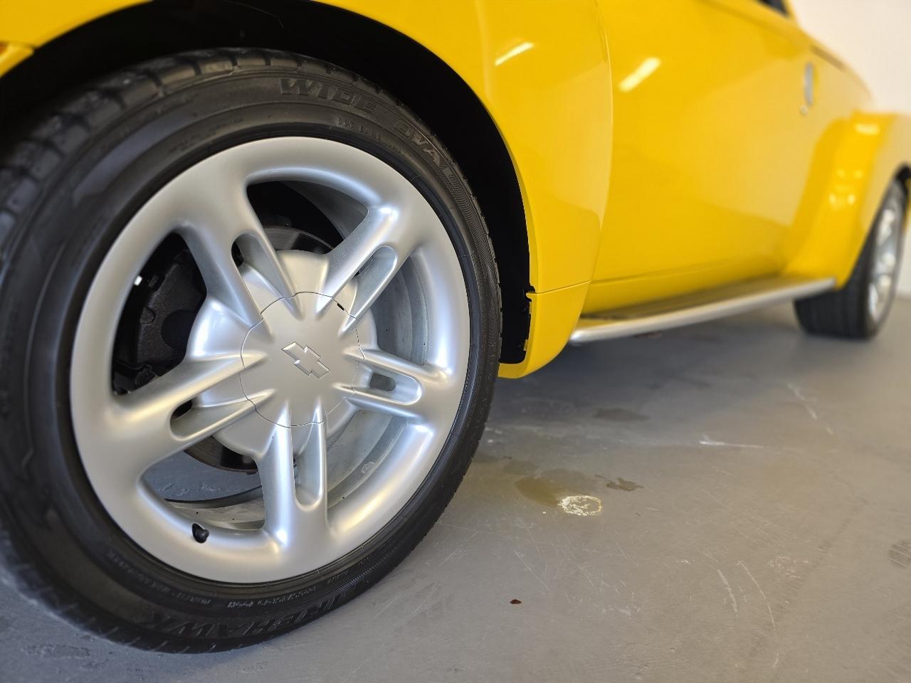 Chevrolet SSR  2003