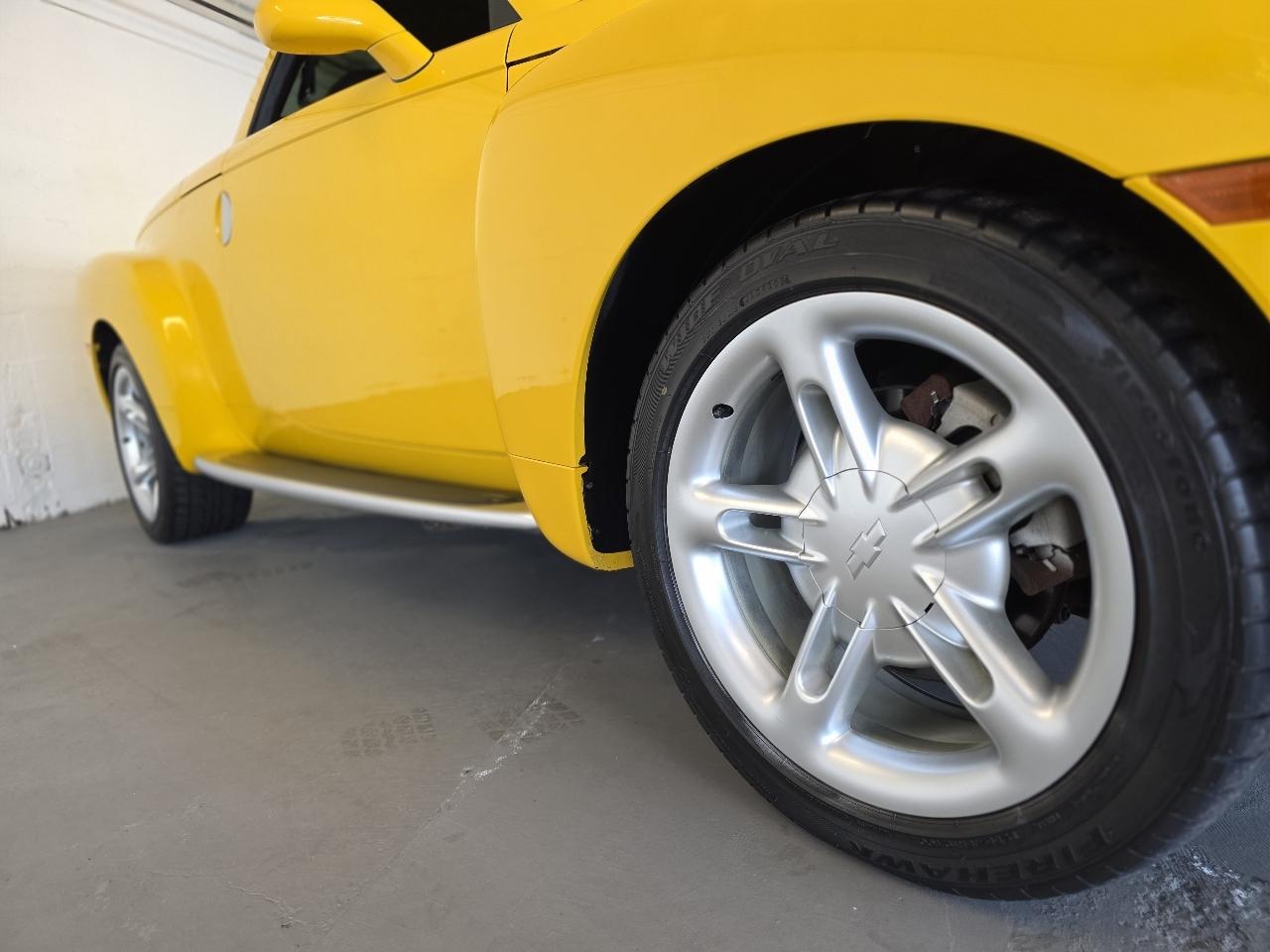 Chevrolet SSR  2003