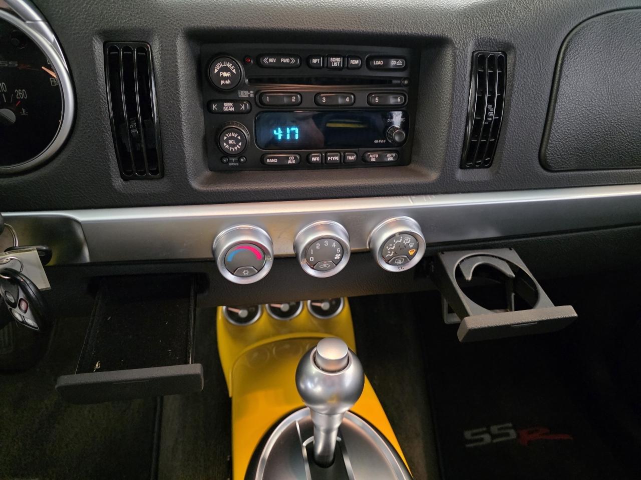 Chevrolet SSR  2003