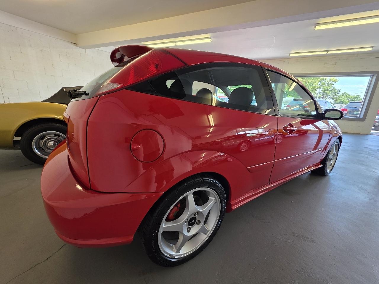 Ford Focus  2003