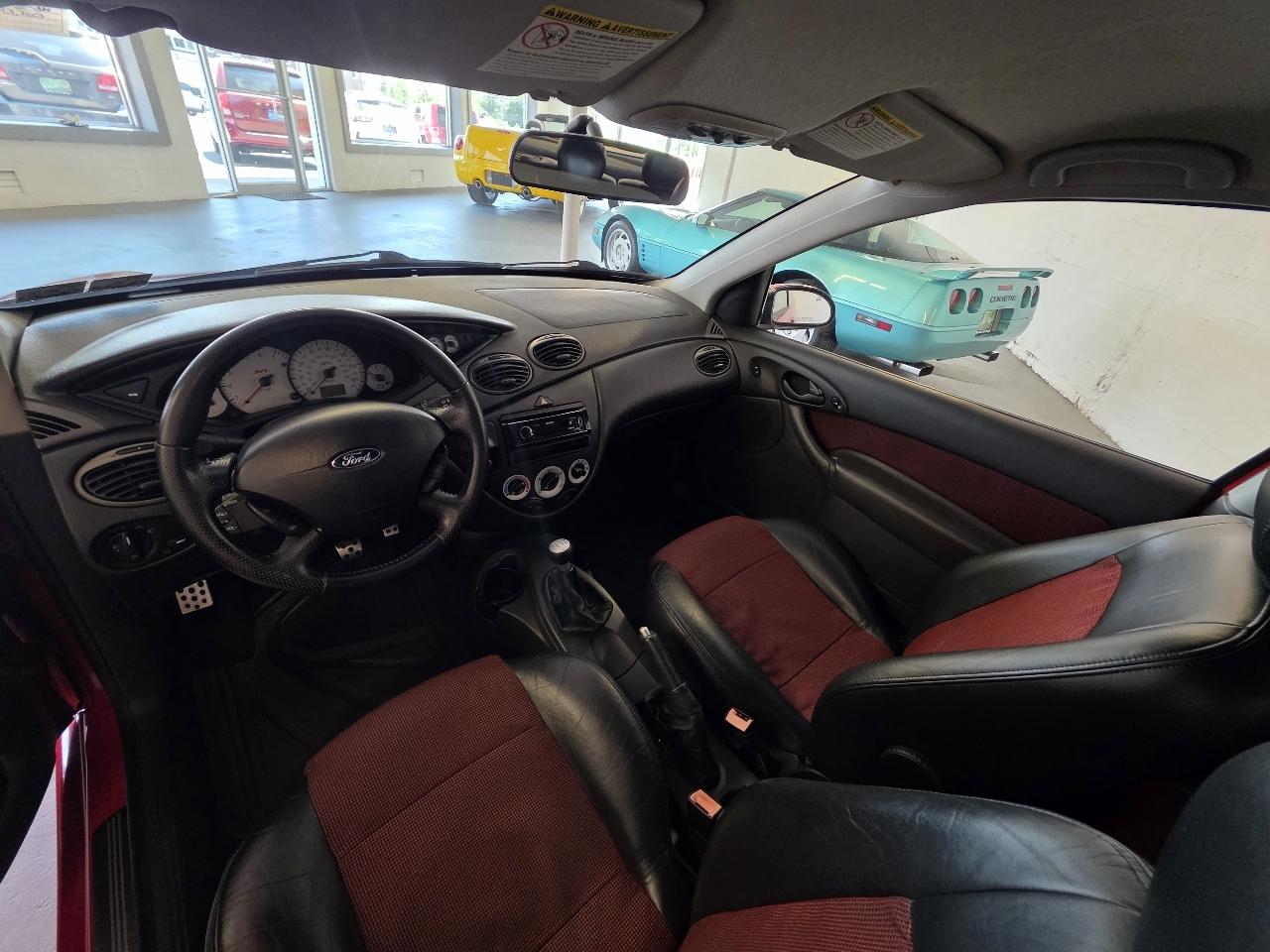 Ford Focus  2003
