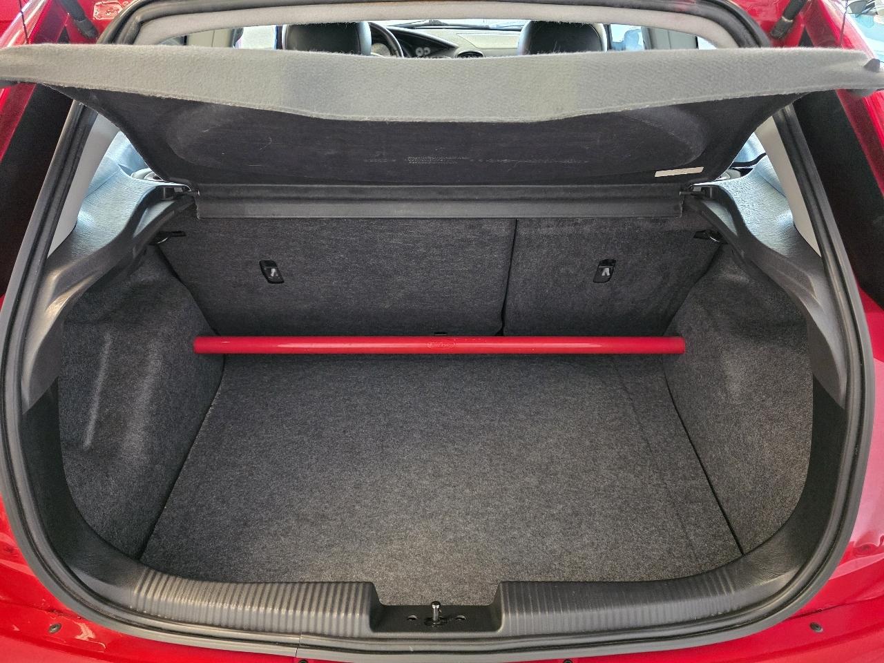Ford Focus  2003