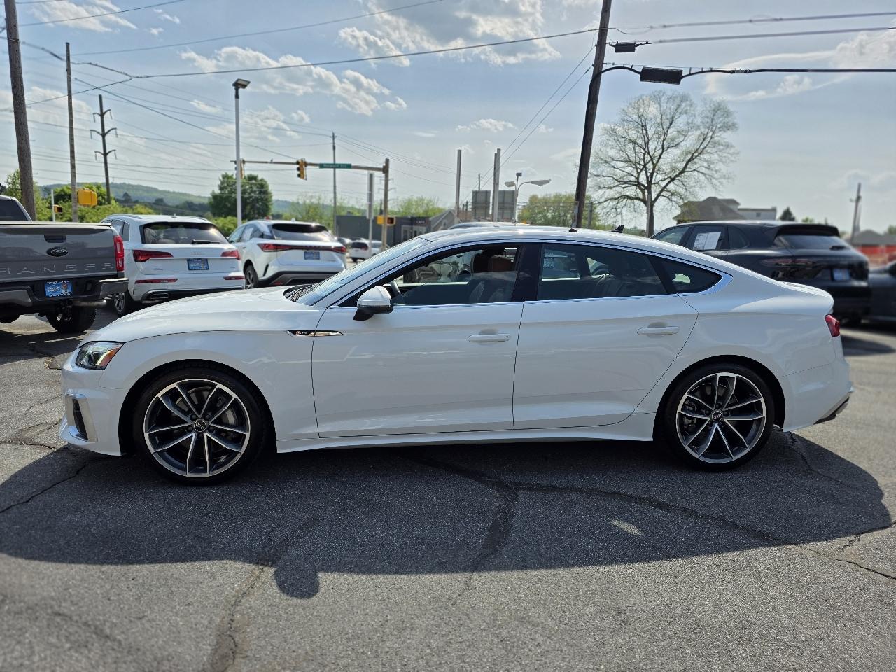 Audi A5  2023