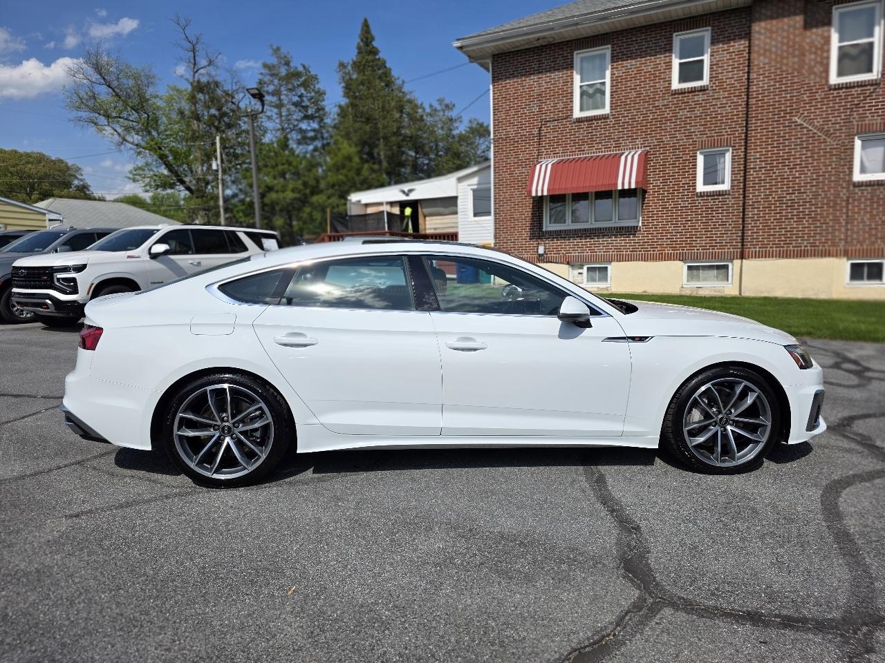 Audi A5  2023