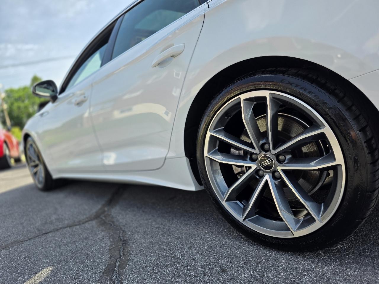 Audi A5  2023