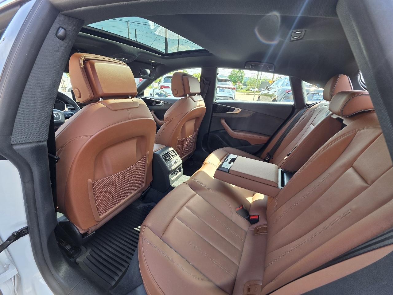 Audi A5  2023