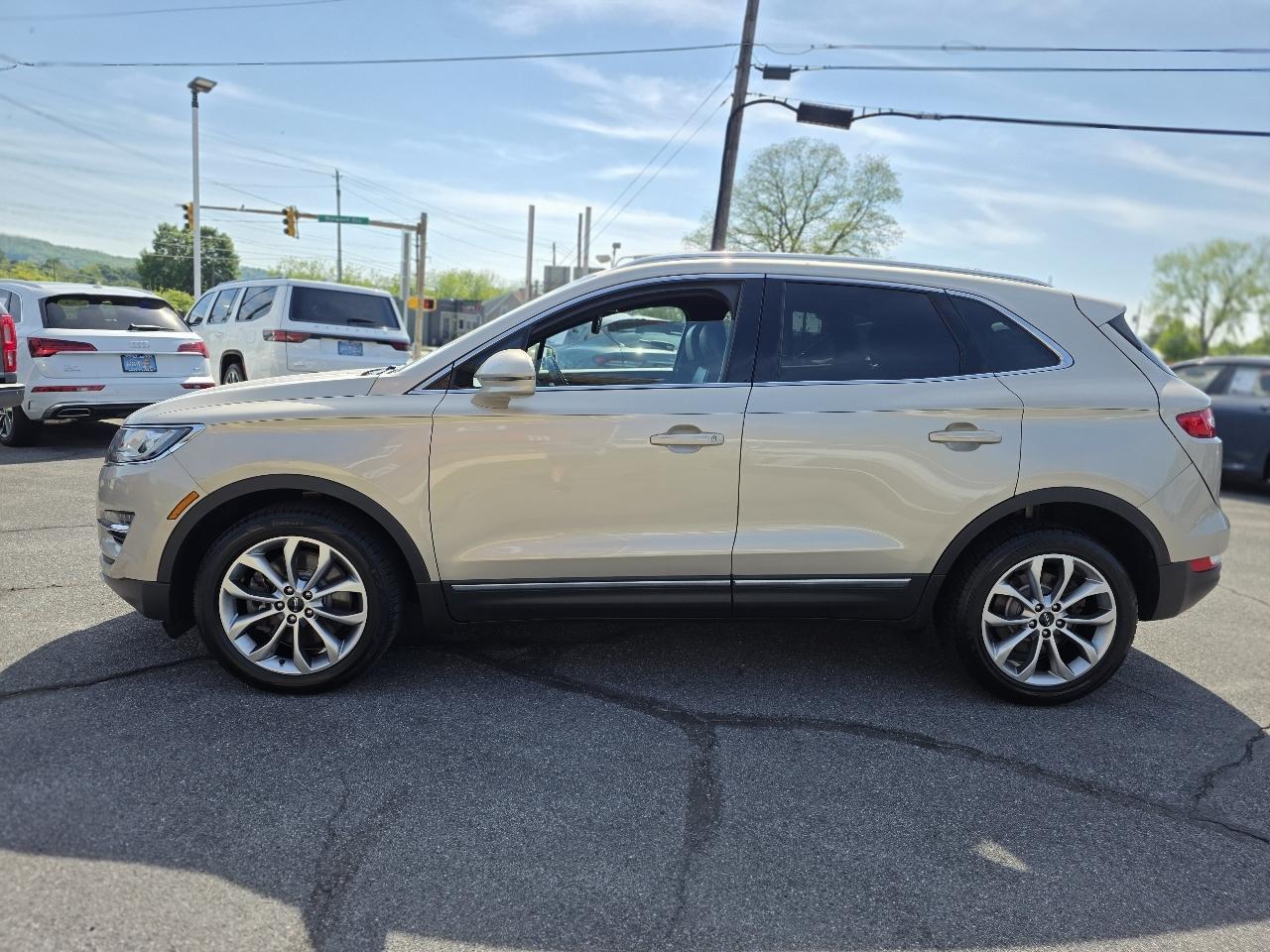 Lincoln MKC  2017