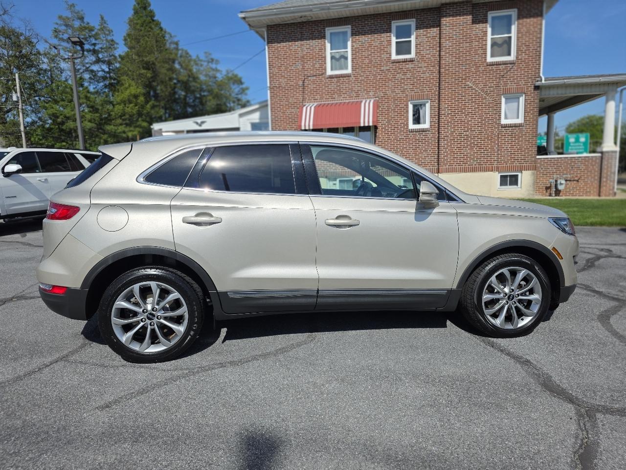 Lincoln MKC  2017