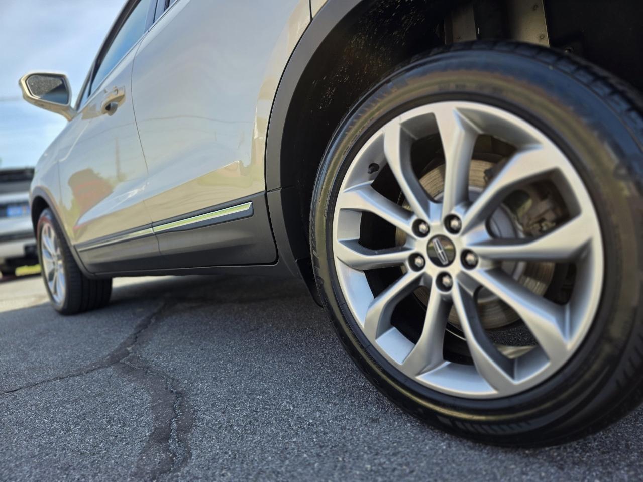 Lincoln MKC  2017