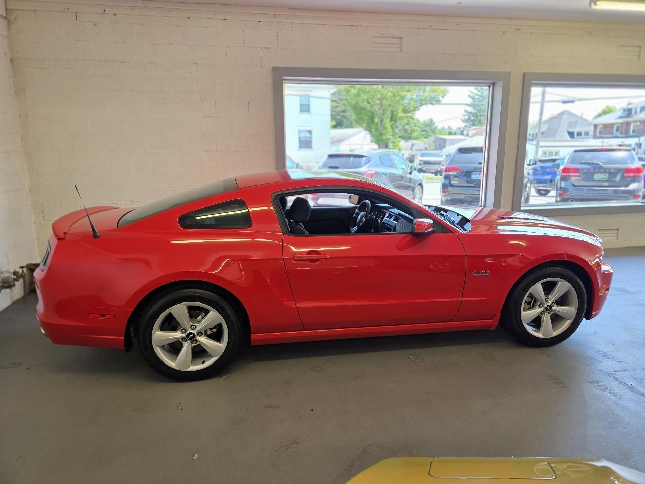Ford Mustang  2014
