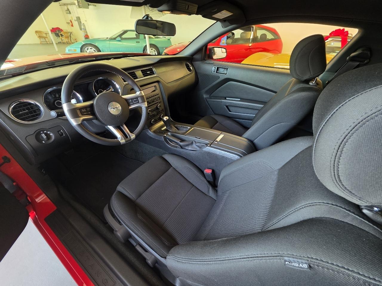 Ford Mustang  2014
