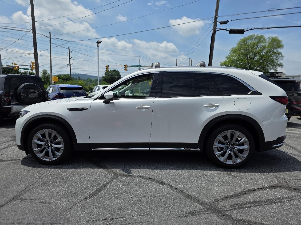 Mazda CX-90  2024