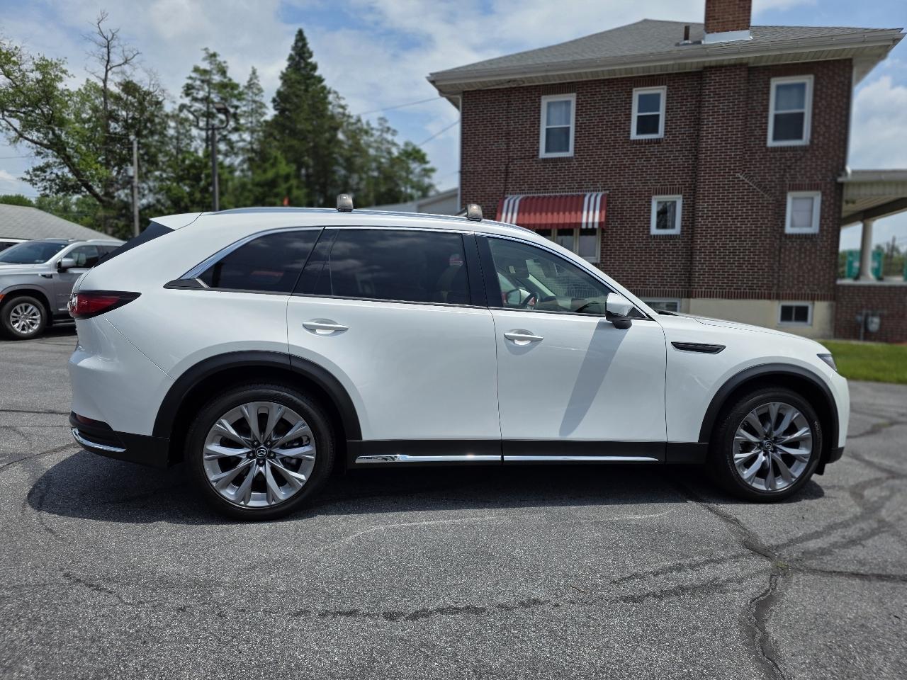 Mazda CX-90  2024