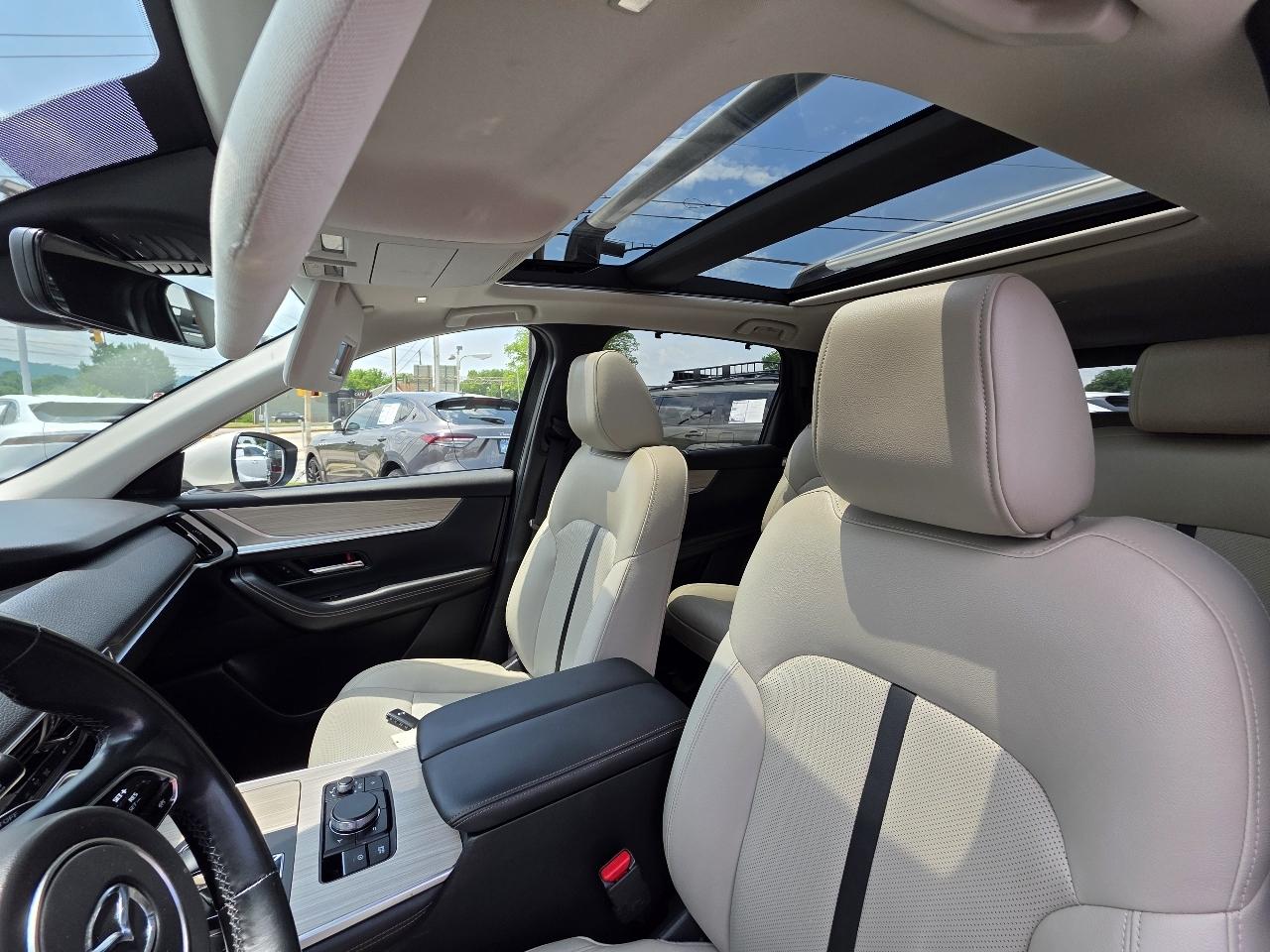 Mazda CX-90  2024