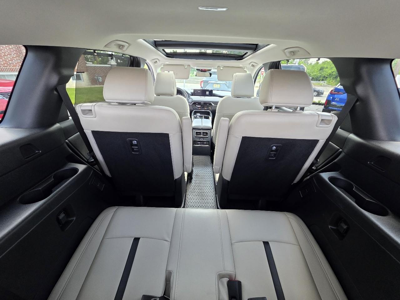 Mazda CX-90  2024