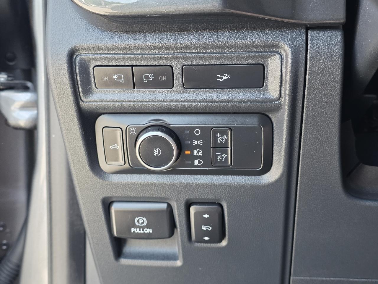 Ford F-150  2022