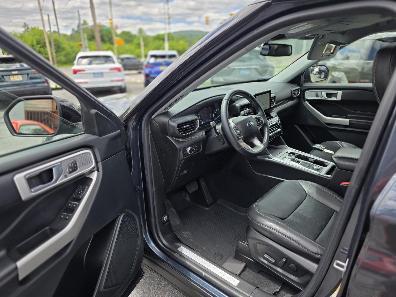 Ford Explorer  2022