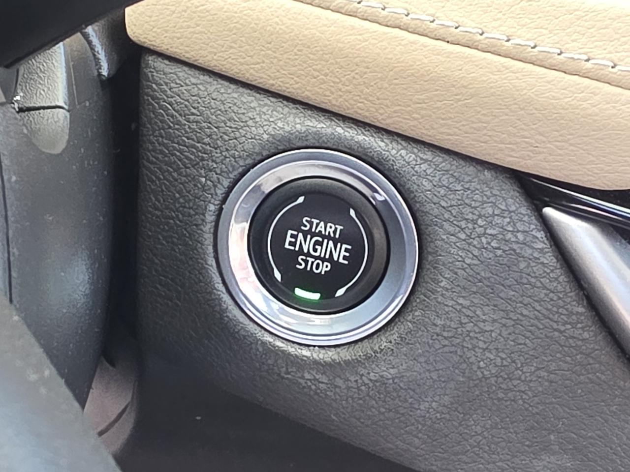Cadillac XT4  2024