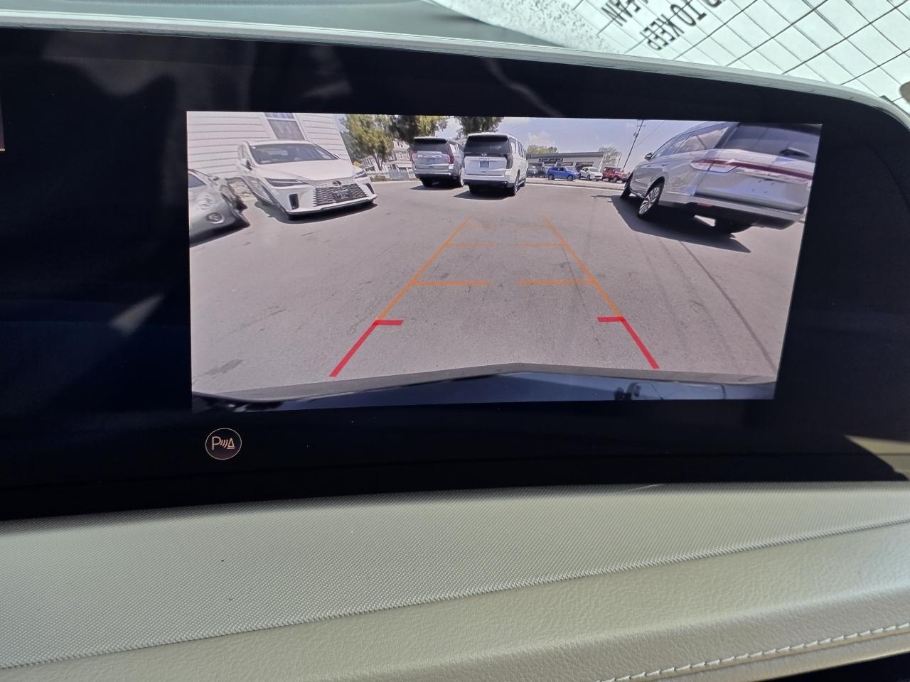 Cadillac XT4  2024