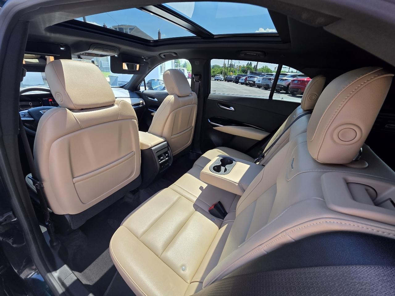 Cadillac XT4  2024