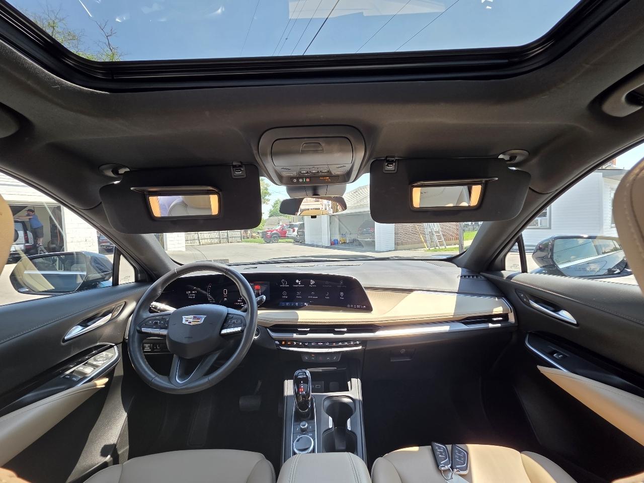 Cadillac XT4  2024