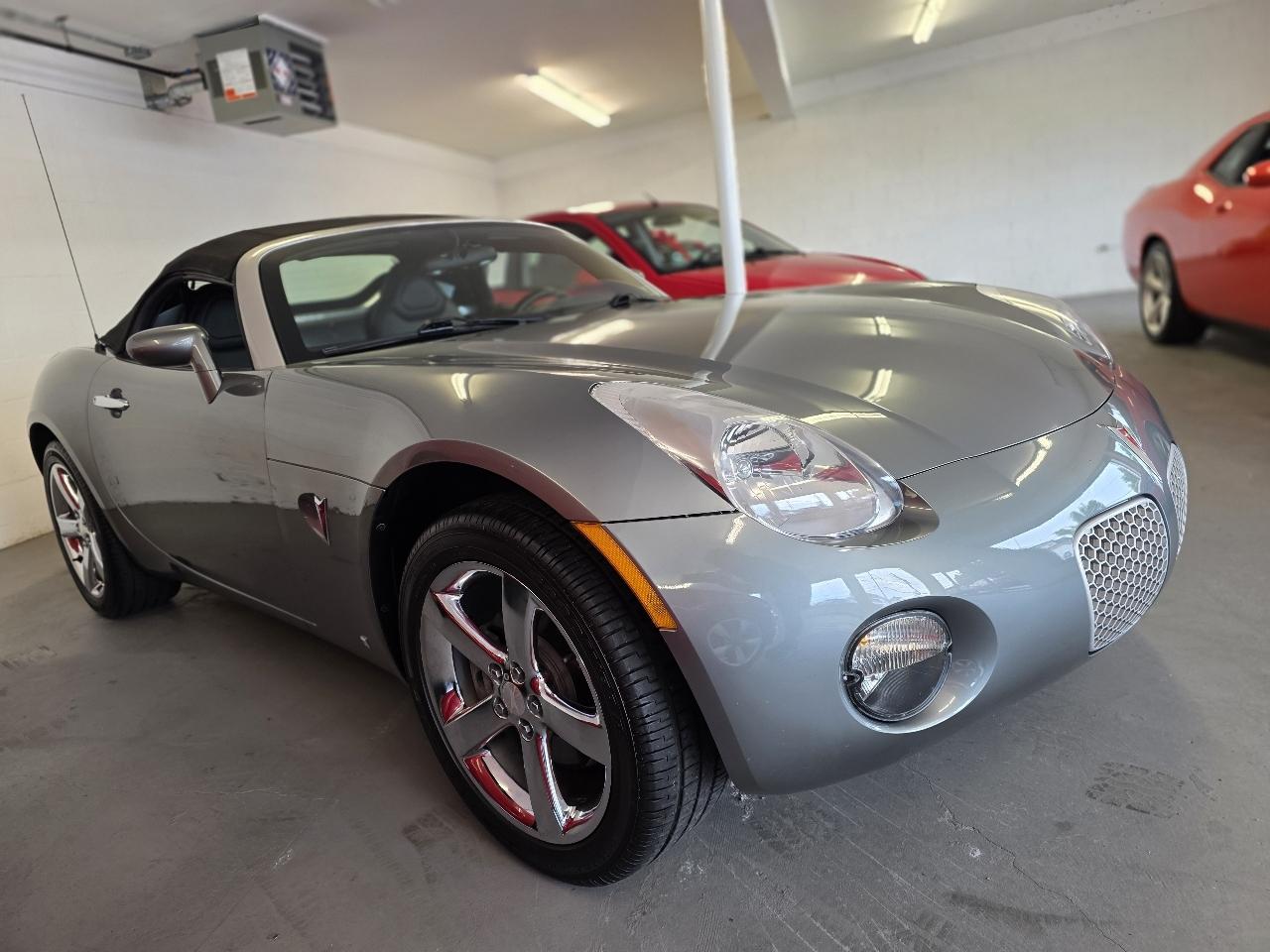 Silver 2007 Pontiac Solstice Convertible Rear-Wheel Drive Automatic