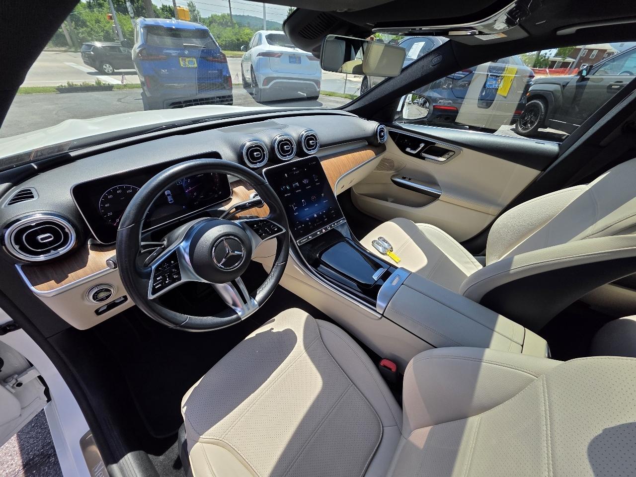 Mercedes-Benz C-Class  2023