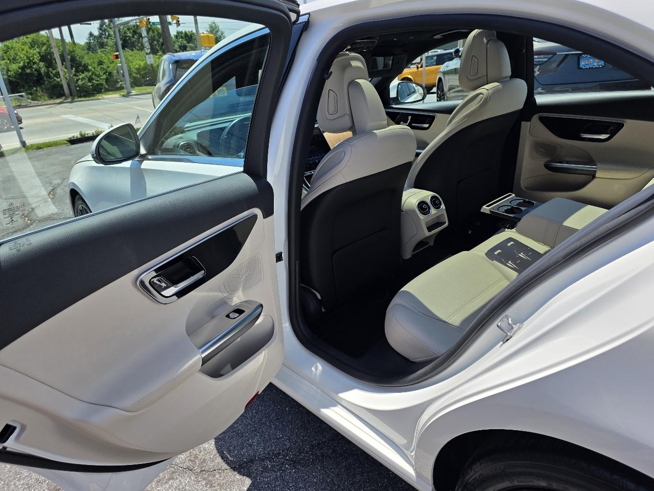 Mercedes-Benz C-Class  2023