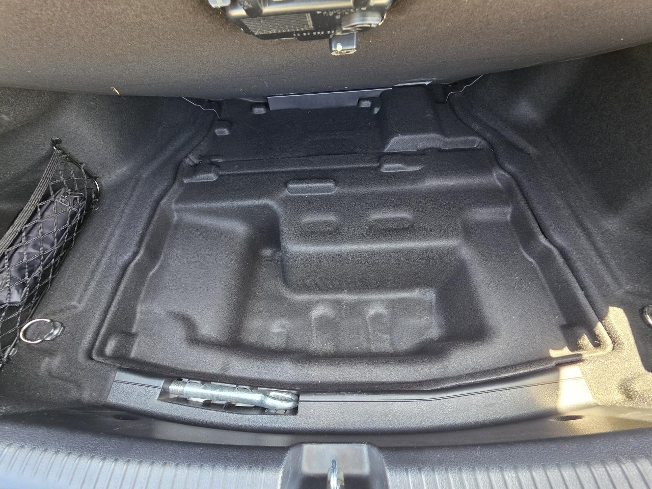 Mercedes-Benz C-Class  2023