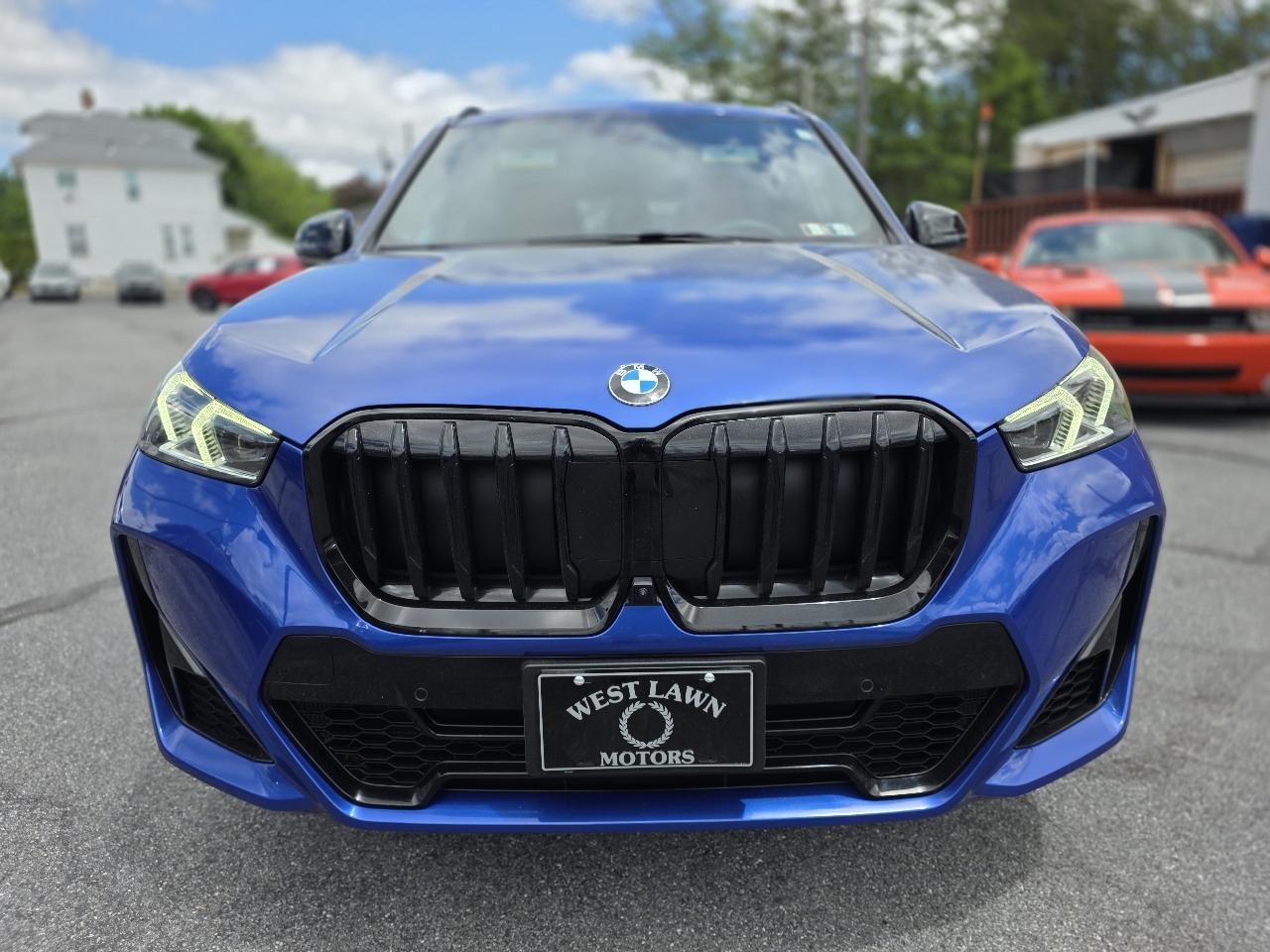 BMW X1  2023