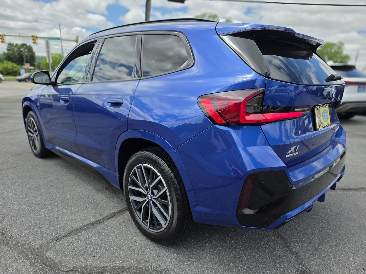 BMW X1  2023