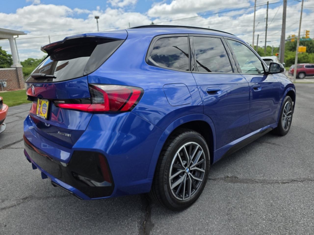 BMW X1  2023