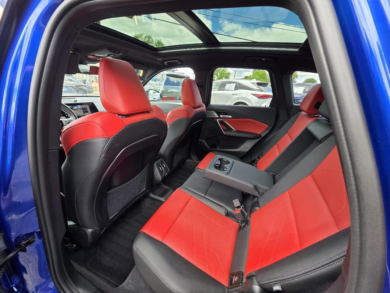 BMW X1  2023