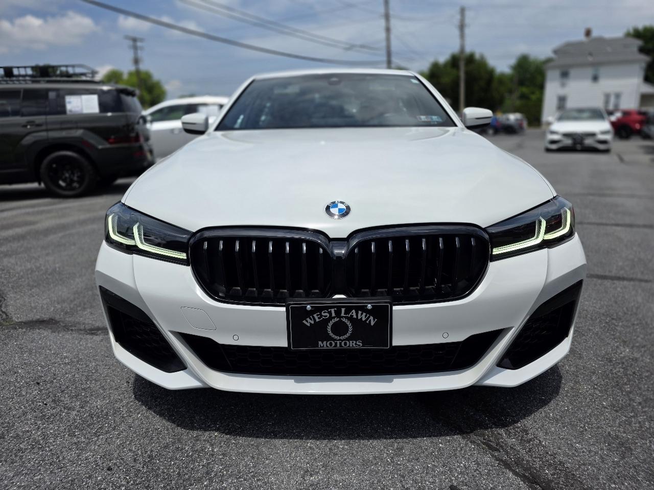 BMW 5-Series  2023