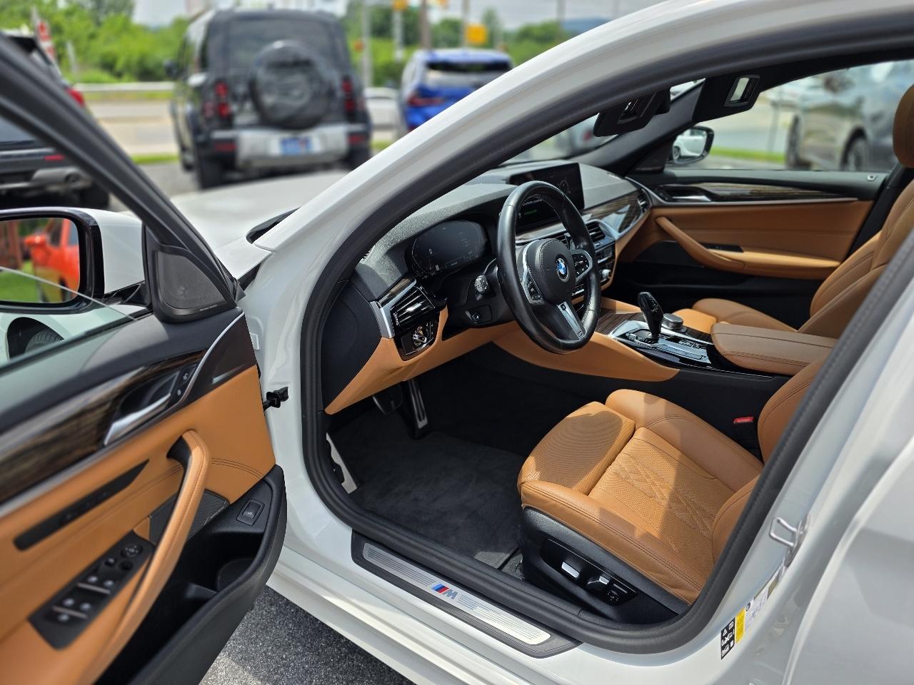 BMW 5-Series  2023