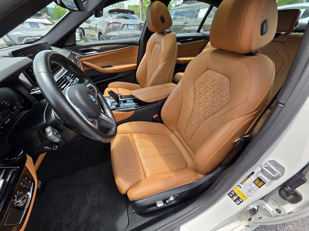 BMW 5-Series  2023
