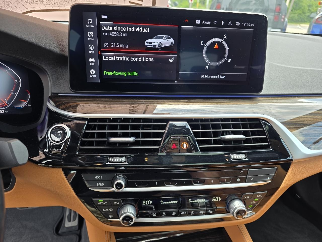 BMW 5-Series  2023