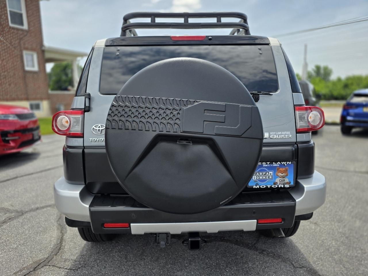 Toyota FJ Cruiser  2014