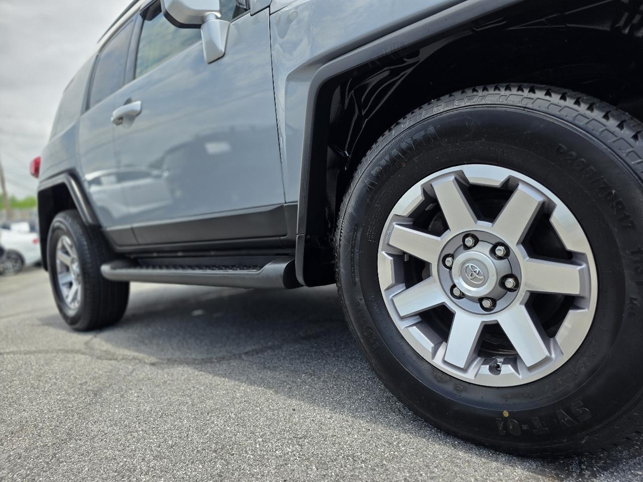 Toyota FJ Cruiser  2014