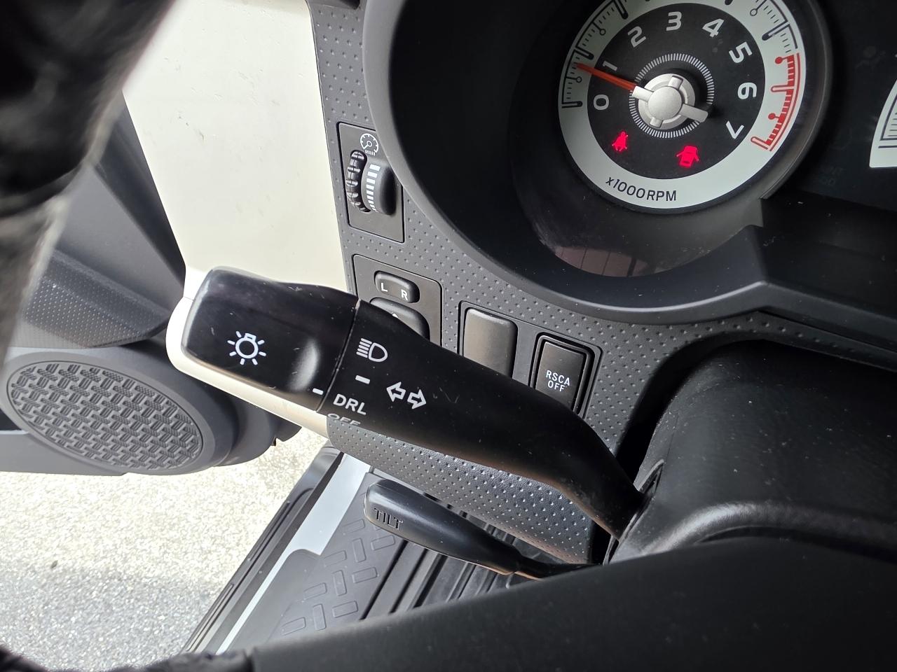 Toyota FJ Cruiser  2014