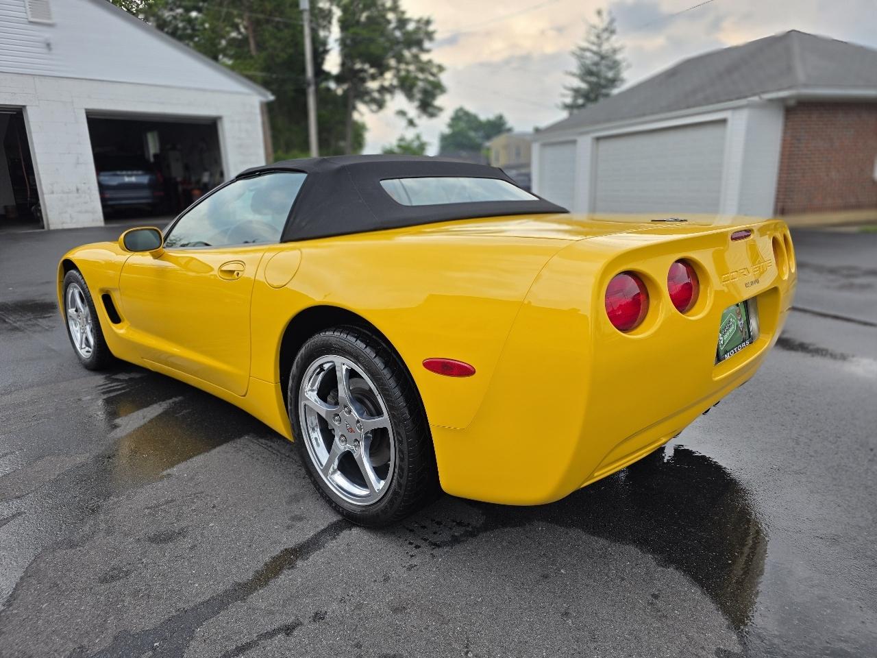 Chevrolet Corvette  2002