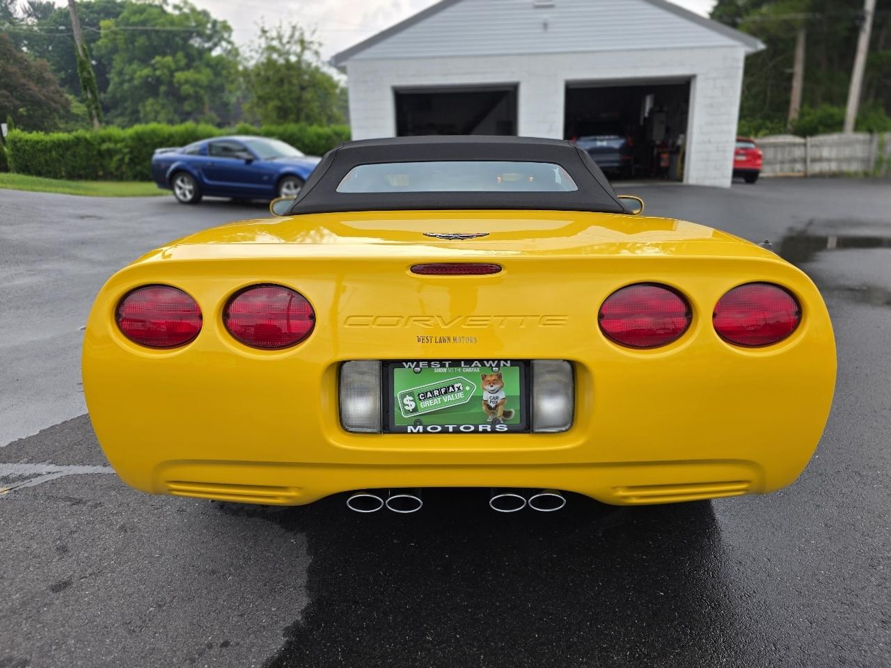 Chevrolet Corvette  2002