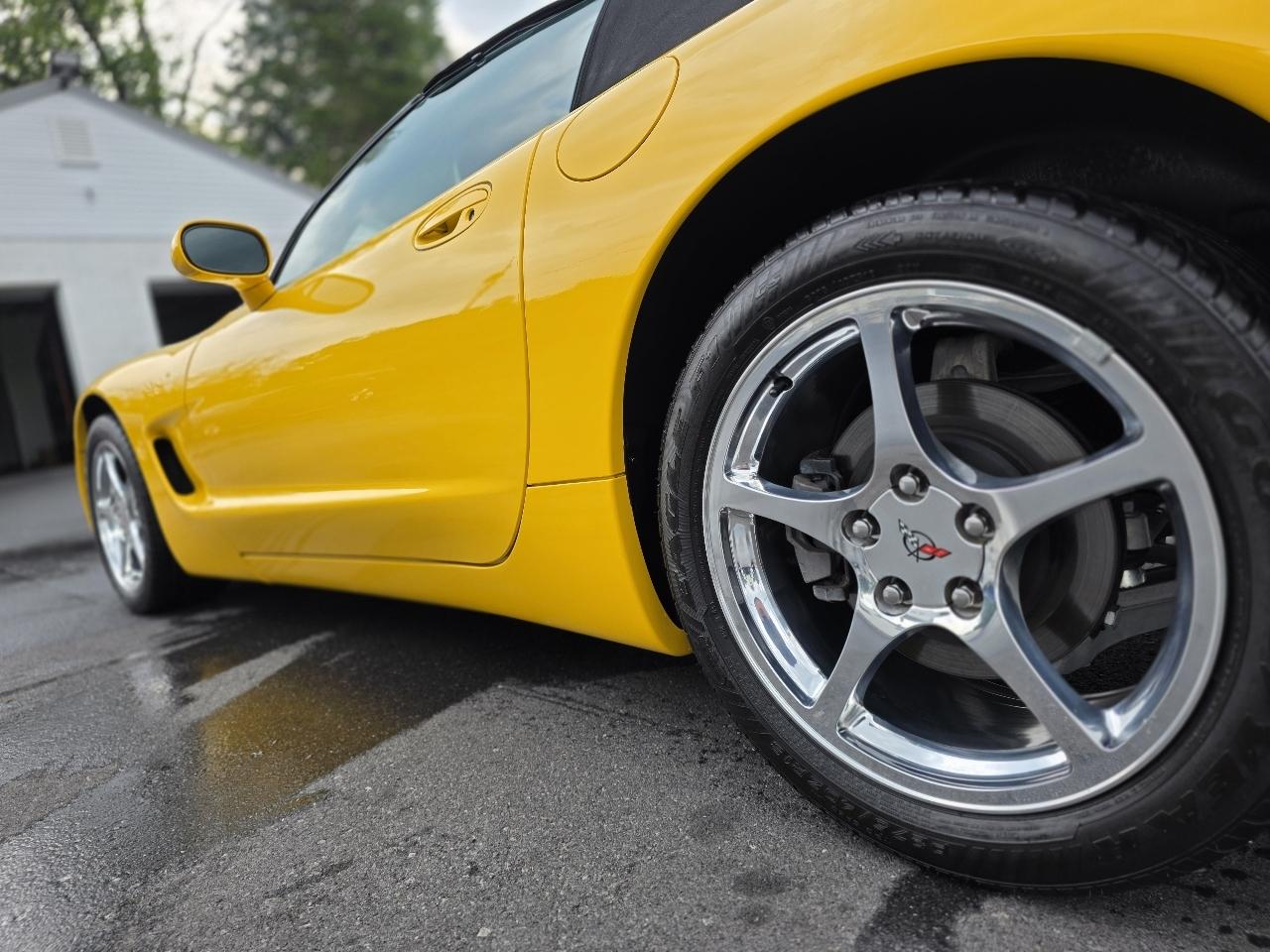 Chevrolet Corvette  2002