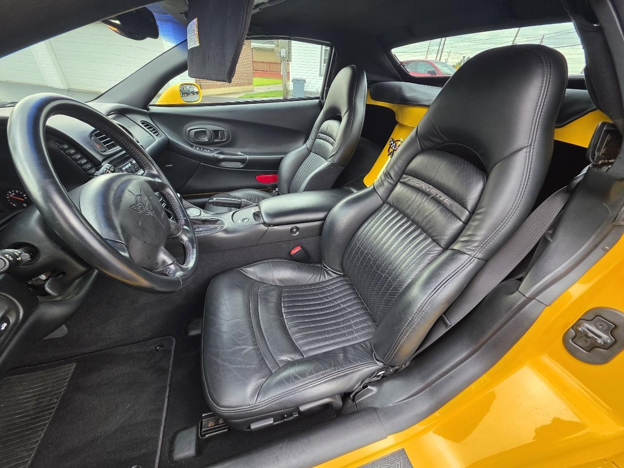 Chevrolet Corvette  2002