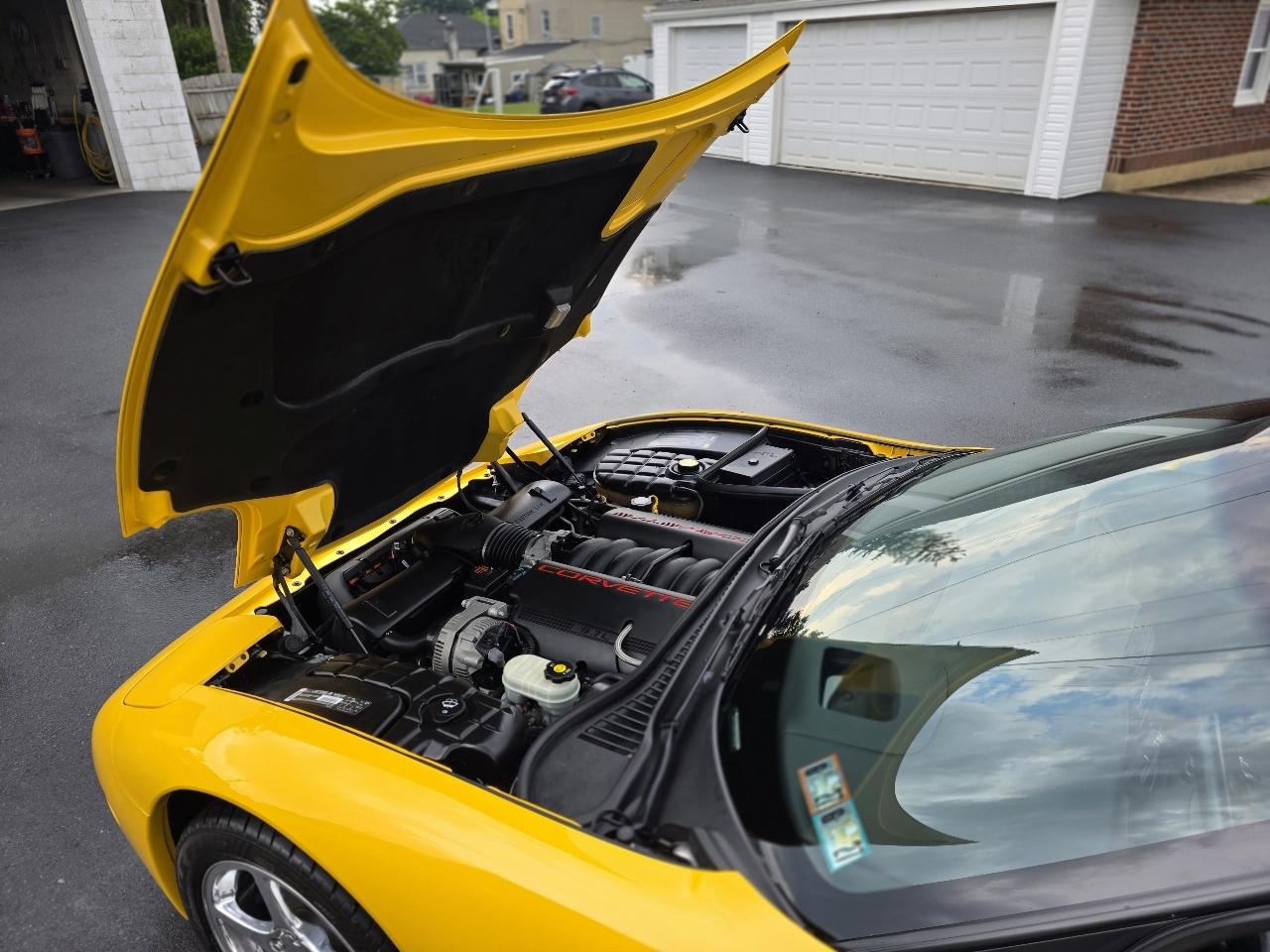 Chevrolet Corvette  2002