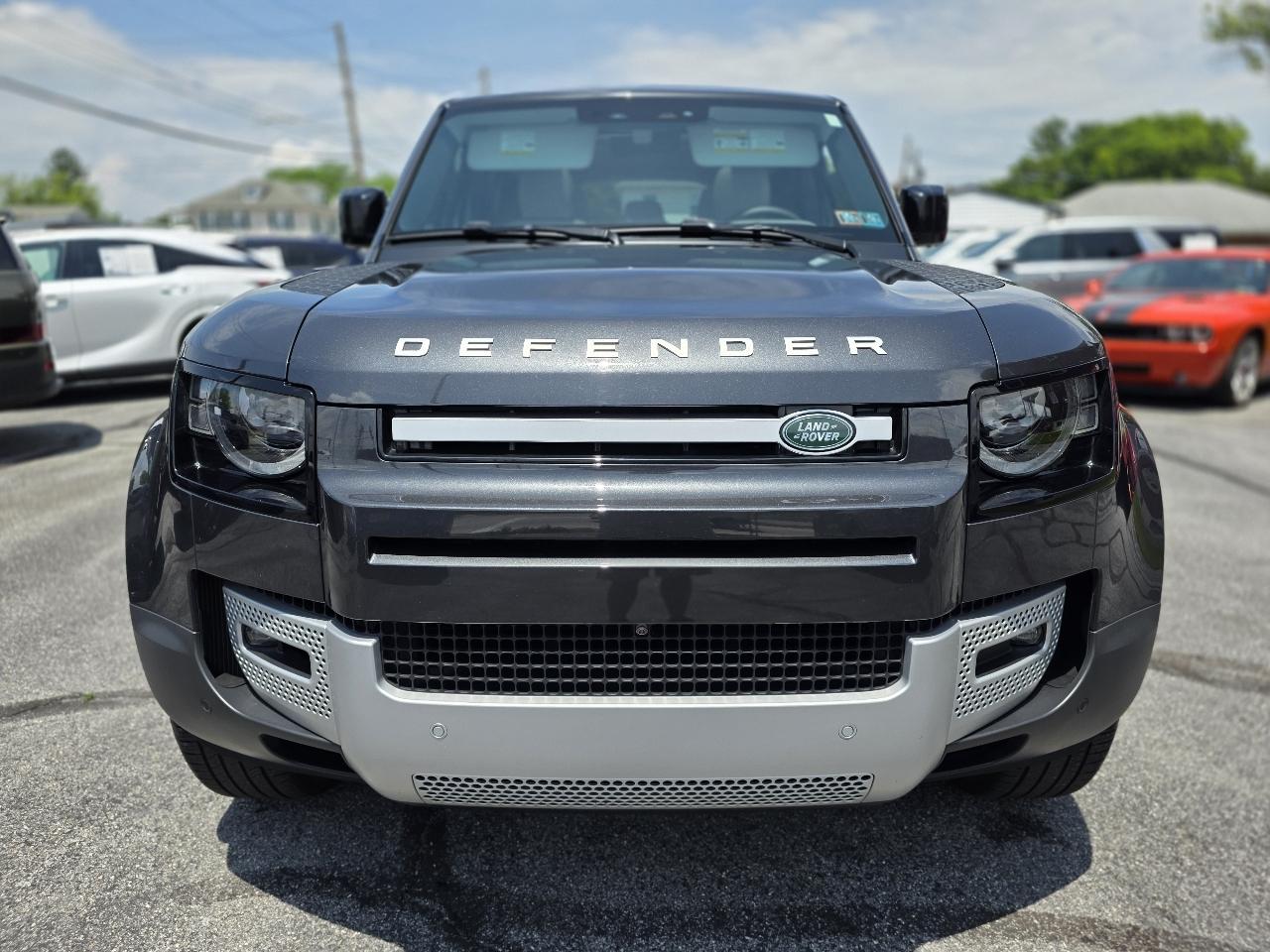 Land Rover Defender  2025